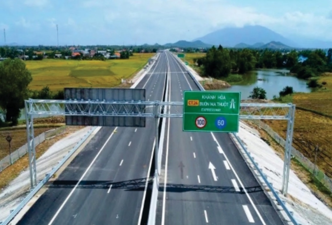 Đầu tư xây dựng đường giao thông đoạn kết nối điểm cuối đường cao tốc Khánh Hoà - Buôn Ma Thuột với đường Đông - Tây, thành phố Buôn Ma Thuột, tỉnh Đắk Lắk